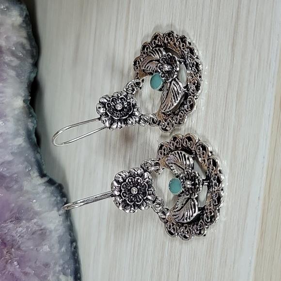 Feathers & Flowers Hinge Drop Earrings - Picture 5 of 8